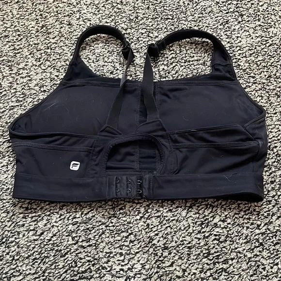 FABLETICS Sports Bra Black Hook and Eye Padded Adjustable Strap Size Sm / Med - Picture 2 of 3